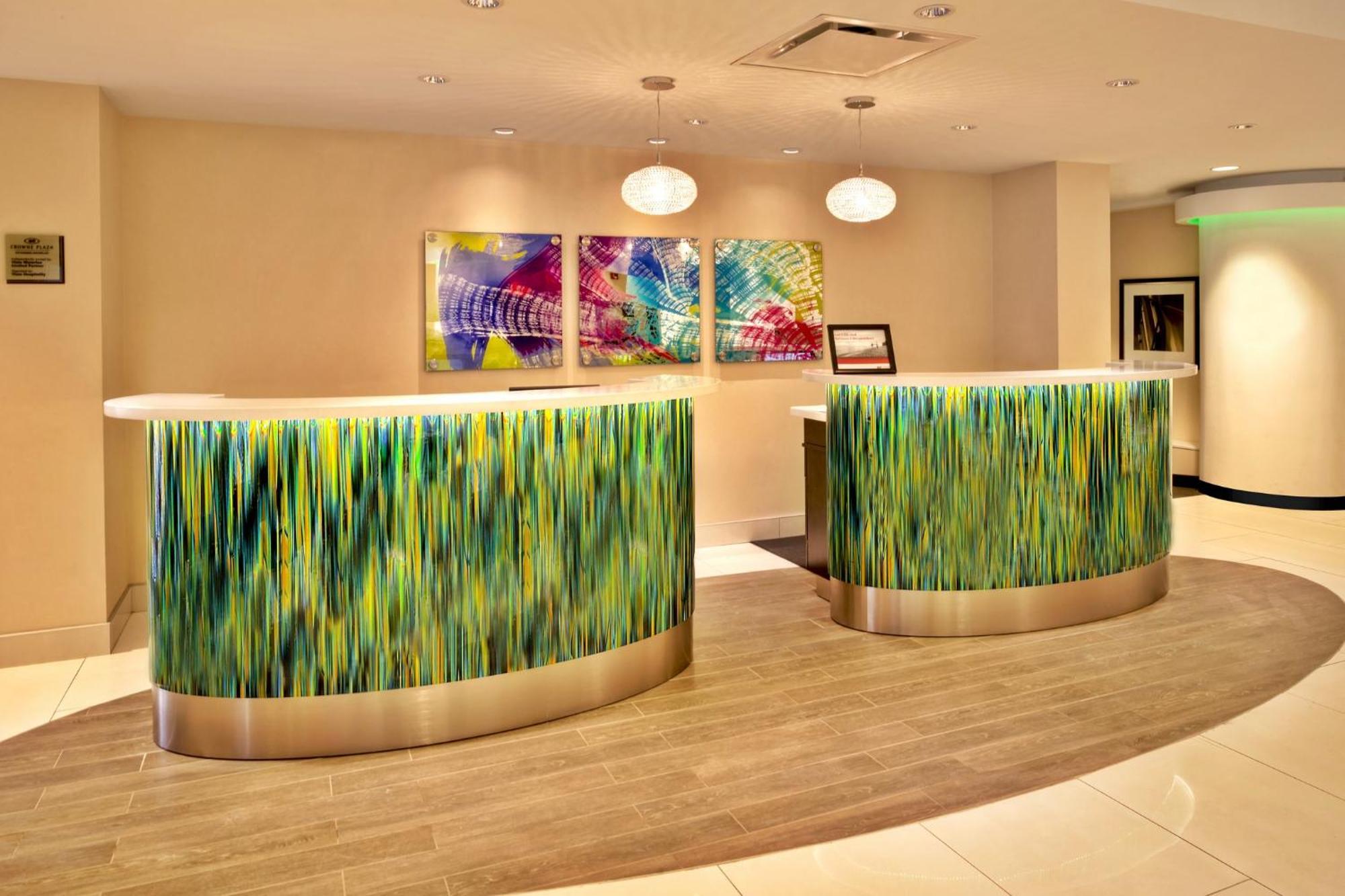 Hotel Crowne Plaza Kitchener-Waterloo By Ihg Exterior foto